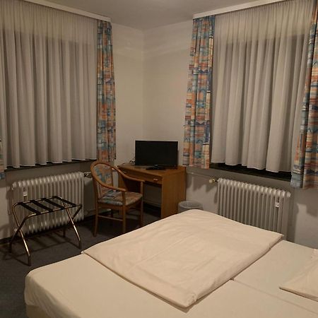 Waldhotel Hensel'S Felsenkeller Frankfurt am Main ภายนอก รูปภาพ