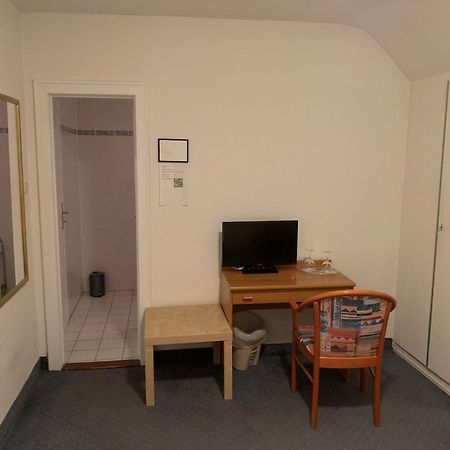 Waldhotel Hensel'S Felsenkeller Frankfurt am Main ภายนอก รูปภาพ