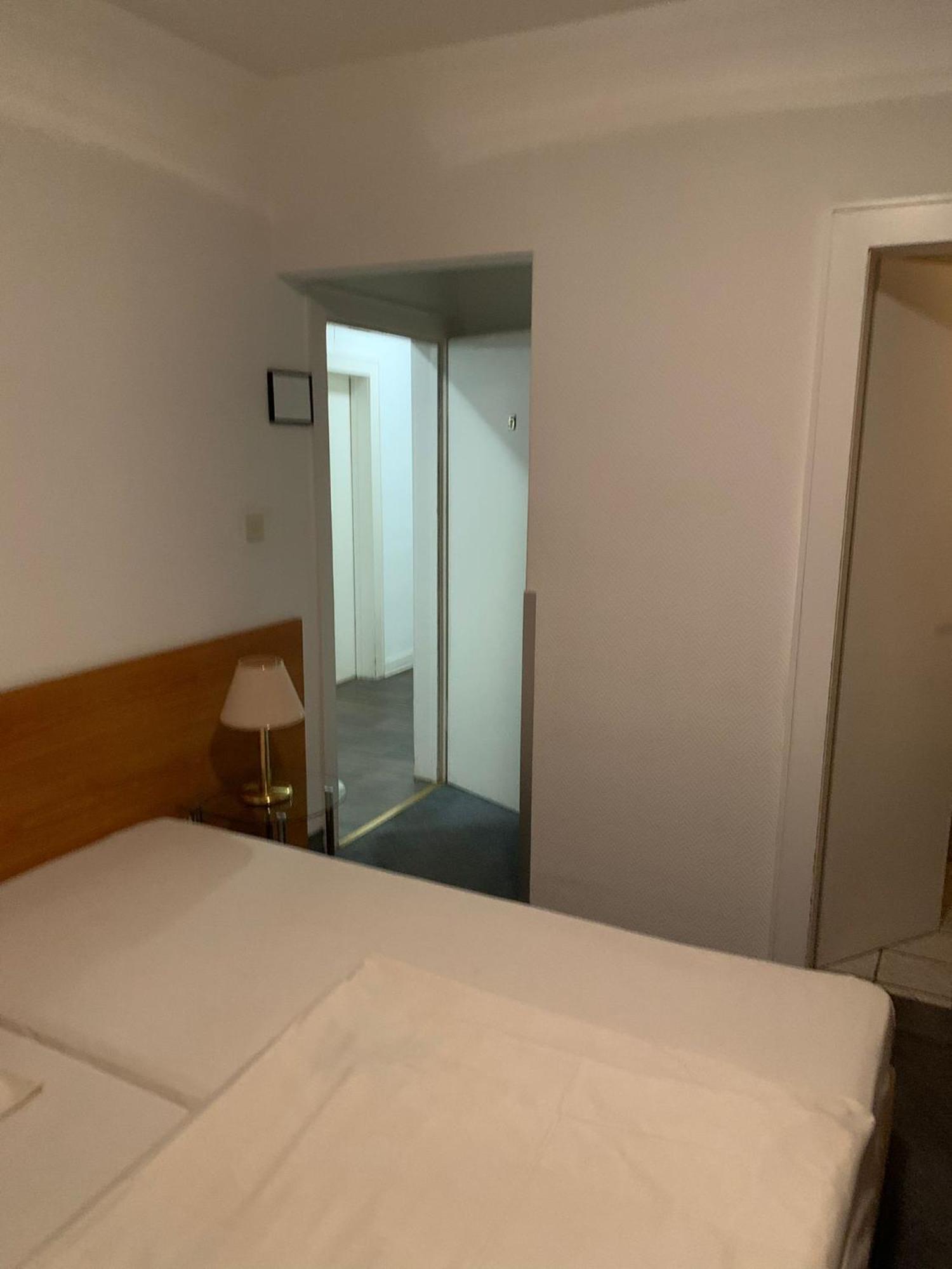 Waldhotel Hensel'S Felsenkeller Frankfurt am Main ภายนอก รูปภาพ